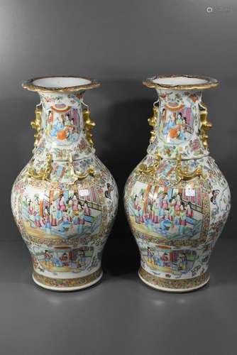 Paire de vases chinois Canton 19ème (Ht 44cm)