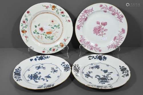 Quatre assiettes en porcelaine de Chine 18ème