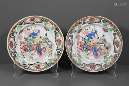 Rare paire d'assiettes en porcelaine de Chine 18èm...