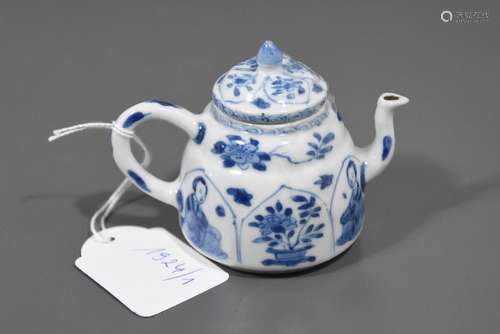 Petite théière en porcelaine de Chine 18ème (Ht 7....