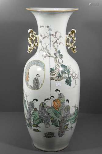 Vase chinois 19ème à décor de femmes