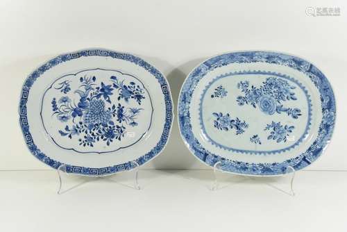 Deux plats en porcelaine de Chine 18ème (Long 34cm...