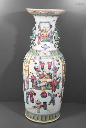 Vase en porcelaine de Chine (Ht.59cm)