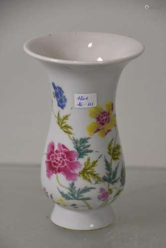 Vase en porcelaine de Chine à décor de fleurs (Ht ...