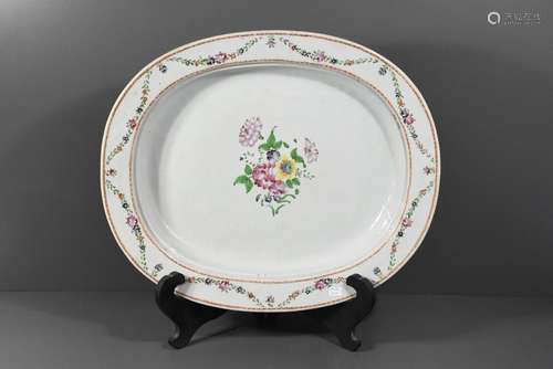 Plat en porcelaine de Chine 18ème (45 x 38cm)