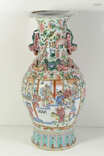 Vase en porcelaine de Chine (Ht44cm) accidents