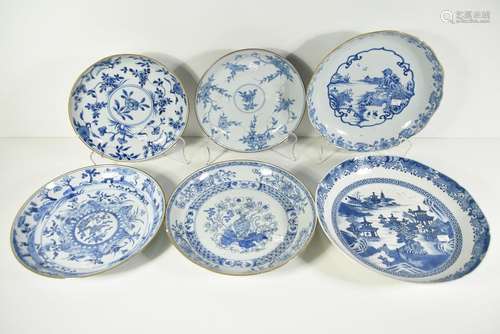 Lot de six compotiers et plats en porcelaine de Ch...