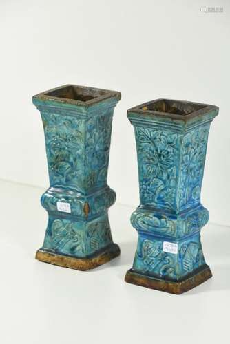 2 vases terre émaillée, chine 17, 18ème (Ht.21cm, ...