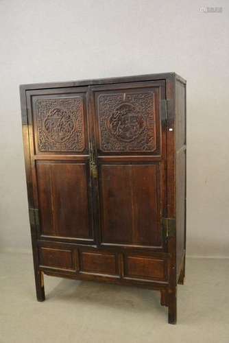 Cabinet chinois (Ht 175 x 115 x 60cm)