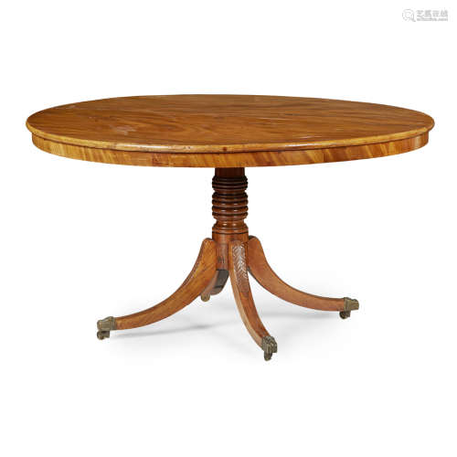 GEORGIAN STYLE MAHOGANY BREAKFAST TABLE EARLY 20TH CENTURY the moulded circular top over a ring