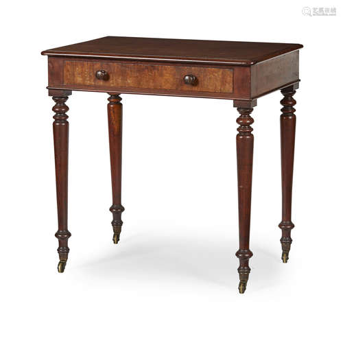 LATE GEORGIAN MAHOGANY CHAMBER TABLE, IN THE MANNER OF GILLOWS EARLY 19TH CENTURY the rounded