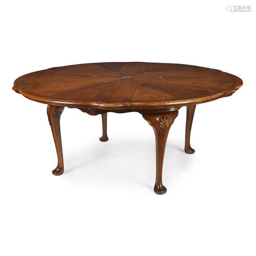 QUEEN ANNE STYLE WALNUT JUPE ACTION EXTENDING DINING TABLE, BY GILLOWS & WARING EARLY 20TH CENTURY