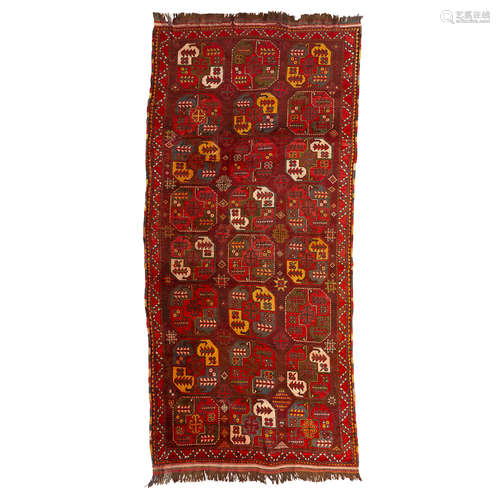 KARAKALPAK CARPET UZBEKISTAN, LATE 19TH/EARLY 20TH CENTURY the brownish red field with three columns