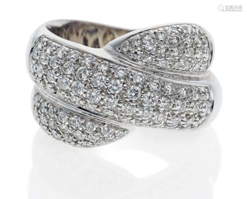 DIAMANT-RING. Italien, um 2000. 750/- Weißgold, Gesamtgewicht: 18,0g. EU-RM: 55,5. Vielzählige