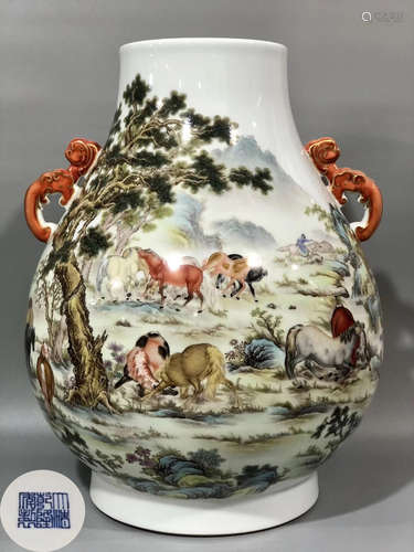 A HORSE PATTERN DOUBLE-EAR SHAPED ZUN VASE