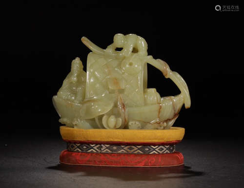 A HETIAN JADE ORNAMENT OF 