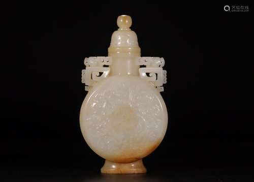 A HETIAN JADE EAR VASE