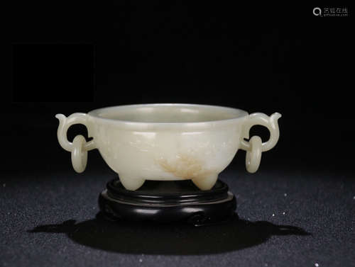 A HETIAN JADE CENSER WITH PLUM FLOWER PATTERNS