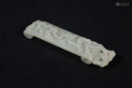 A JADE CARVED BELT HOOK