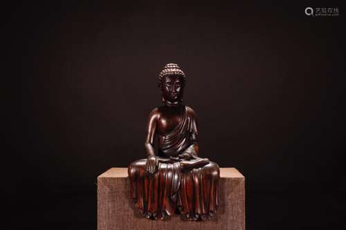 A CHENXIANG WOOD FIGGURE OF SHAKYAMUNI