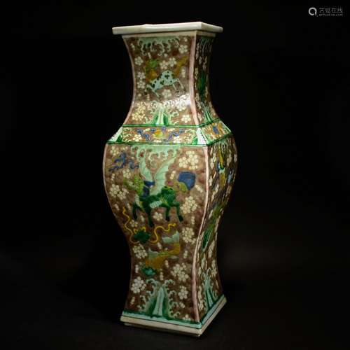 A SANCAI SQUARE VASE