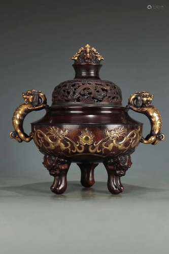 A GILT-BRONZE TRIPOD CENSER, XUANDE MARK