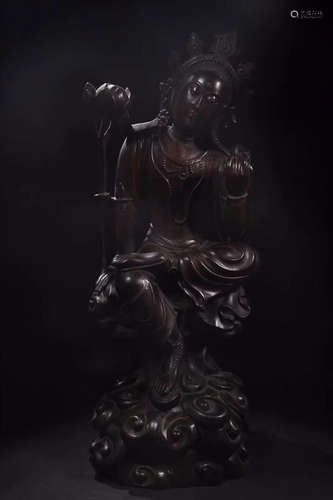 A CHENXIANG WOOD GUANYIN SHAPED ORNAMENT