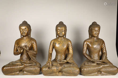 18TH CENTURY, THREE GILT BRONZE BUDDHA STATUES