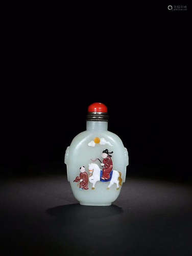 A HETIAN JADE SNUFF BOTTLE WITH PATTERN