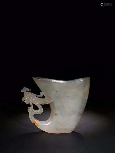 AN AGATE CUP WITH PHOENIX EAR