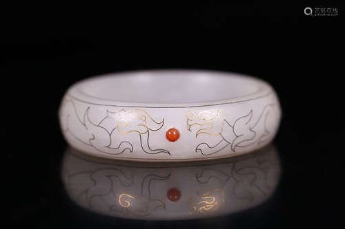 A HETIAN JADE BRACELET WITH GOLD AND SILVER