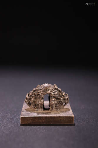 18-19TH CENTURY, A DRAGON DESIGN SILVER SEAL, LATE QING DYNASTY