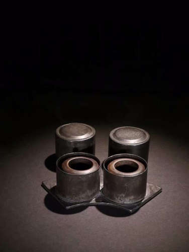 A SET OF CHENXIANG RINGS WITH BOX