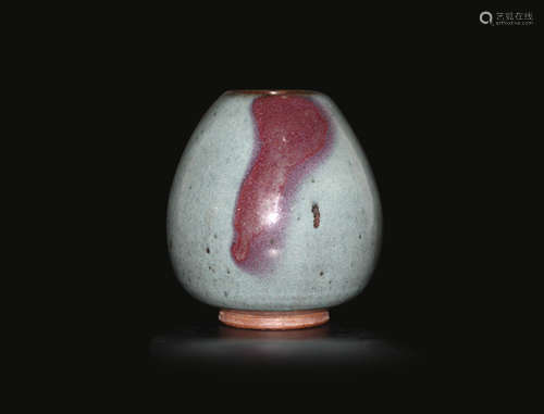 A JUN KILN JAR OF ROOSTER HEART (SLIGHT CRACK)