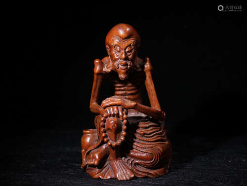 A CHENXIANG WOOD ORNAMENT SHAPED FIGURE