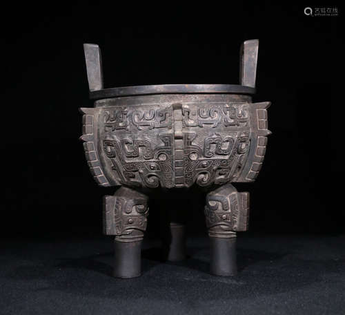 A BRONZE TRIPOD CENSER OF BEAST PATTERN