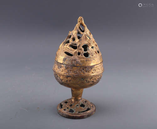 A TANG DYNASTY GILT BRONZE CENSER