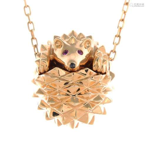 BOUCHERON - an 18ct gold 'Hans the Hedgehog' necklace.