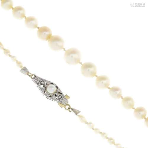 A natural pearl single-strand necklace. Comprising a