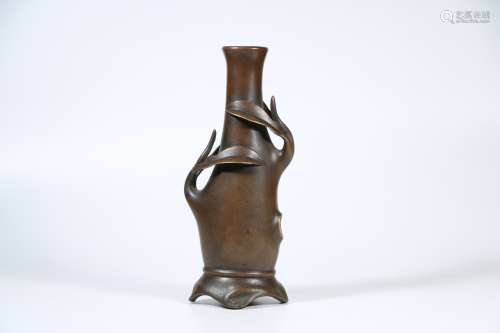 A Chinese Bronze Vase