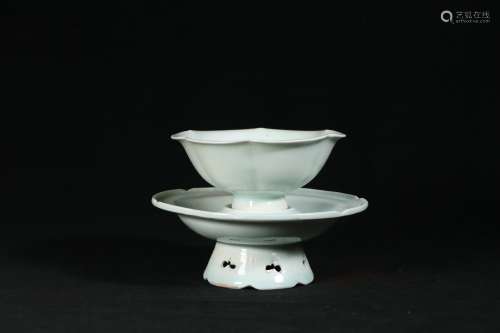 A Chinese Hutian Porcelain Tea Cup and Stand 