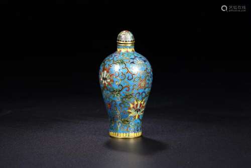 A GILT-BRONZE CLOISONNE ENAMEL SNUFF BOTTLE.QING