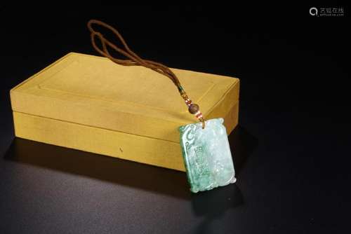 A JADEITE CRANE PENDANT.ANTIQUE