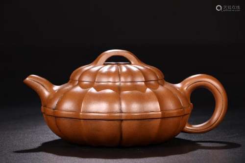 A YIXING TEAPOT AND COVER .MARK OF GU JING ZHOU