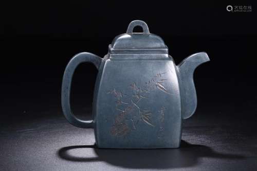 A YIXING TEAPOT AND COVER.MARK OF SHI XIAO MA