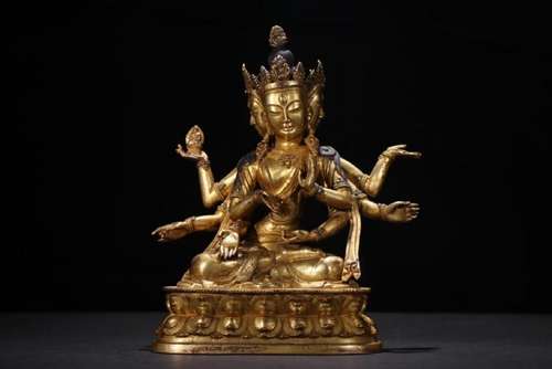 A GILT-BRONZE-FIGURE OF USHNISHAVIJAYA.QING DYNASTY