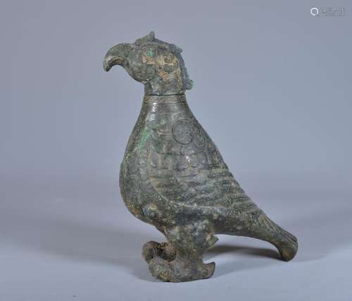 AN ARCHAIC BRONZE BIRD, WESTERN ZHOU DYNASTY