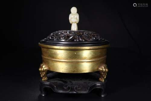 A GILT-BRONZE CENSER AND COVER.MARK OF XUANDE