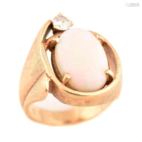 Opal, Diamond, 14k Yellow Gold Ring.