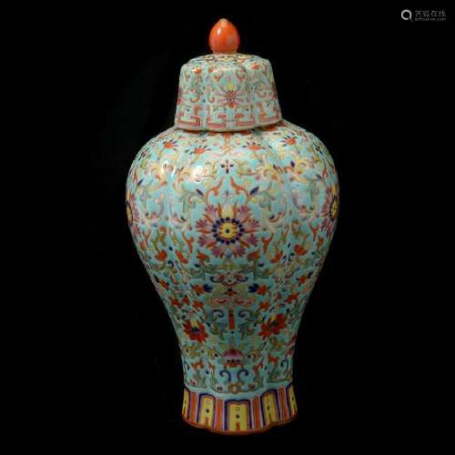 Chinese Famille Rose Turquoise Lobed Meiping & Cover